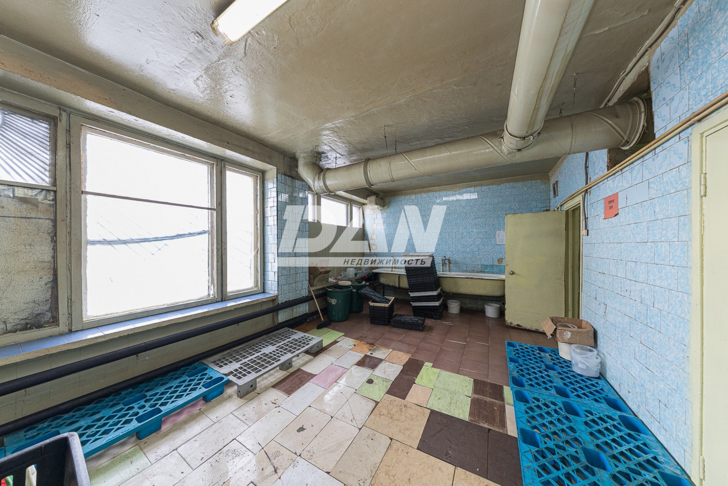 Производственное помещение 6500 м²