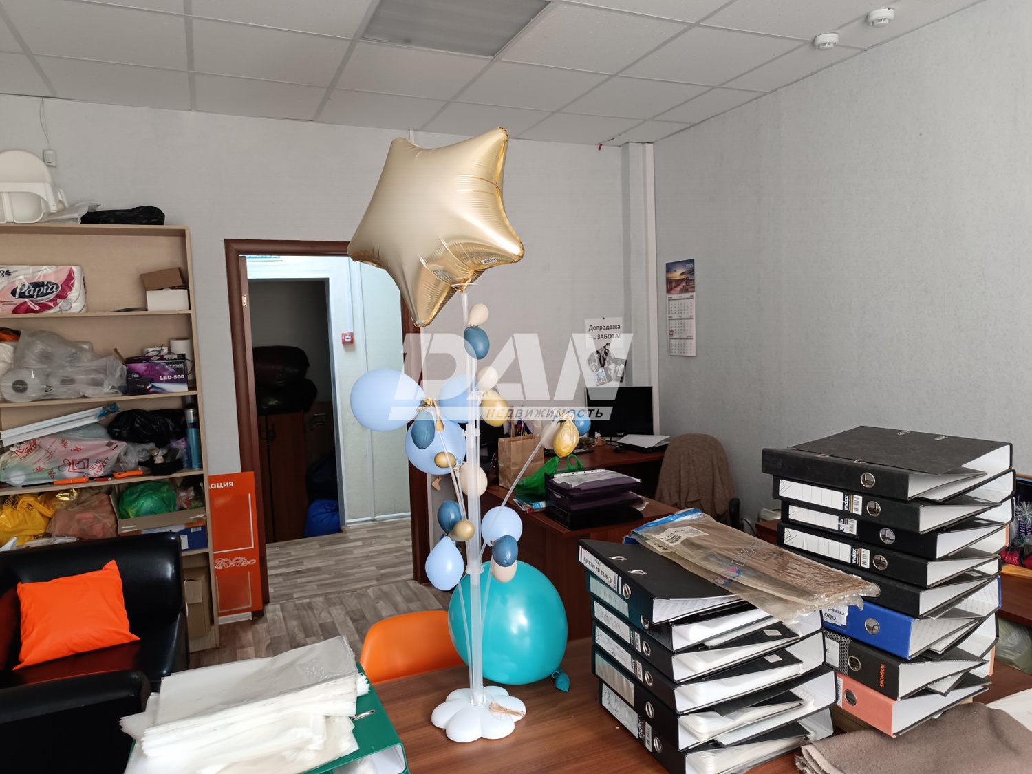 Торговое помещение 200 м²