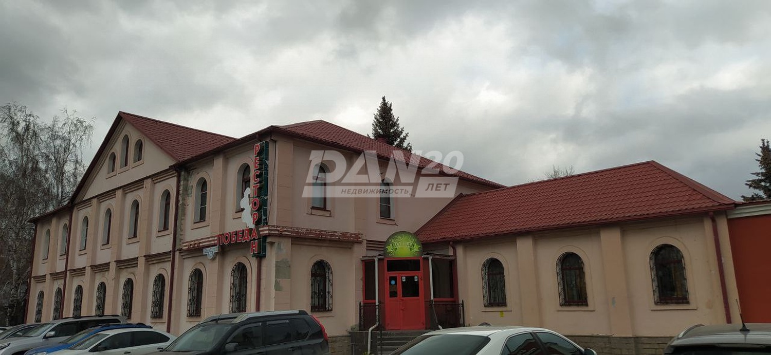 Помещение свободного назначения 587,8 м²