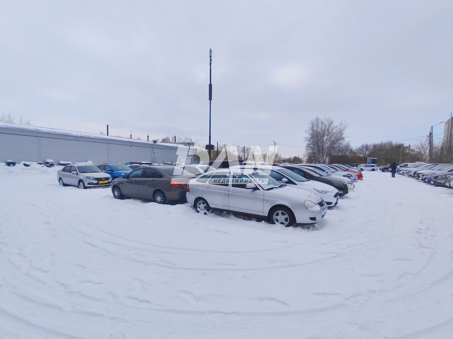 Торговое помещение 300 м²