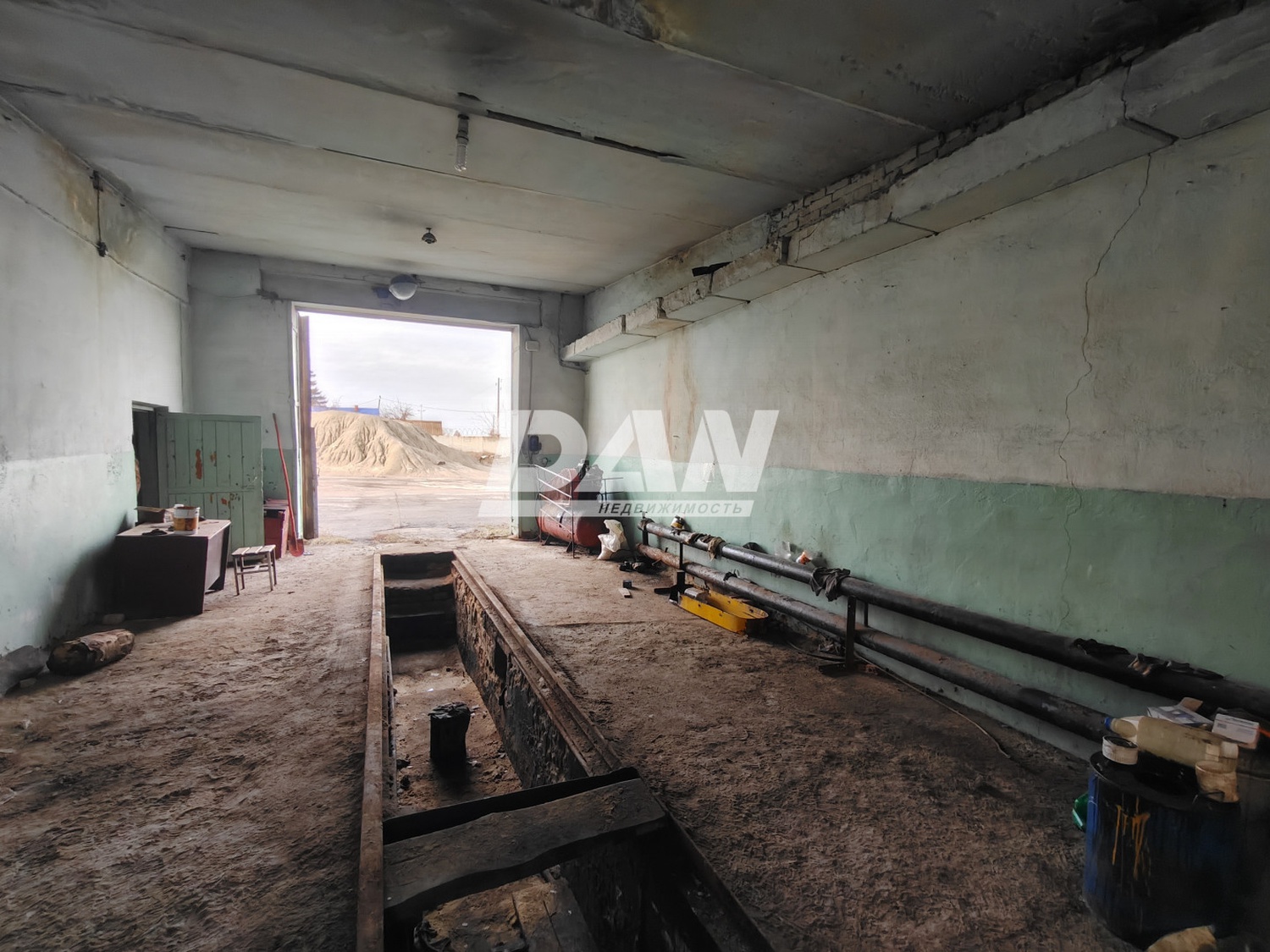 Склад 1318,4 м²