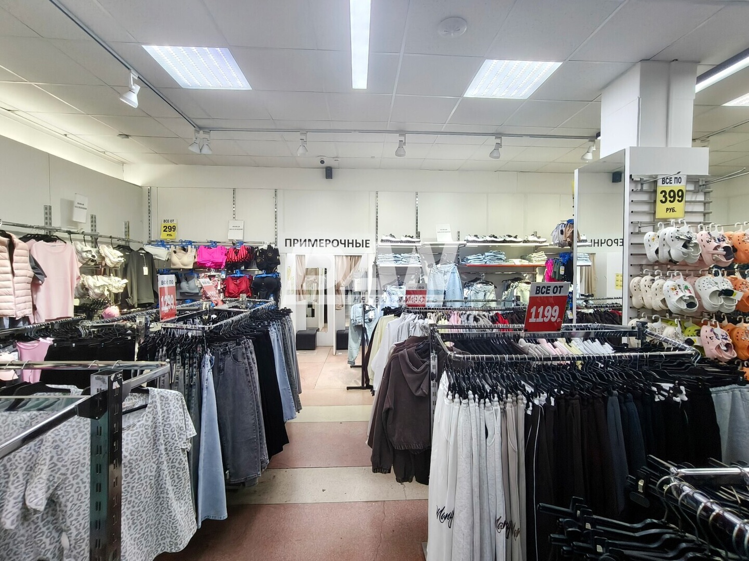 Торговое помещение 355 м²