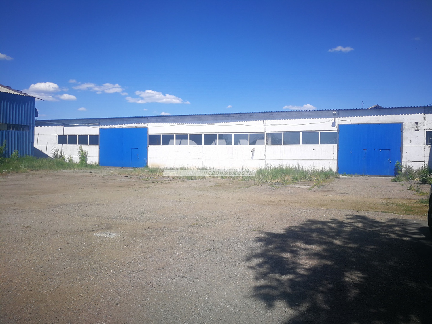 Производственное помещение 3194 м²