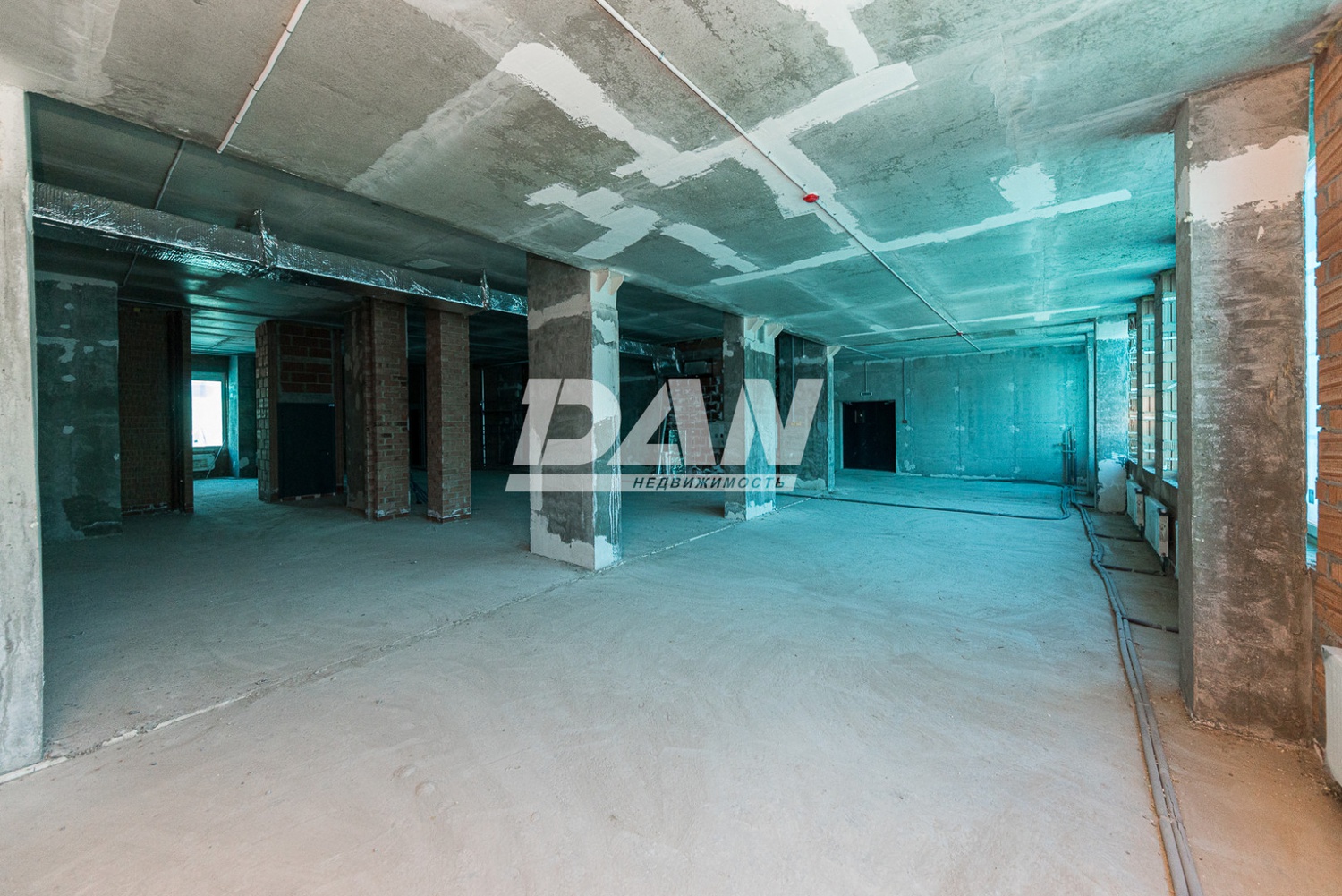 Помещение свободного назначения 278,8 м²
