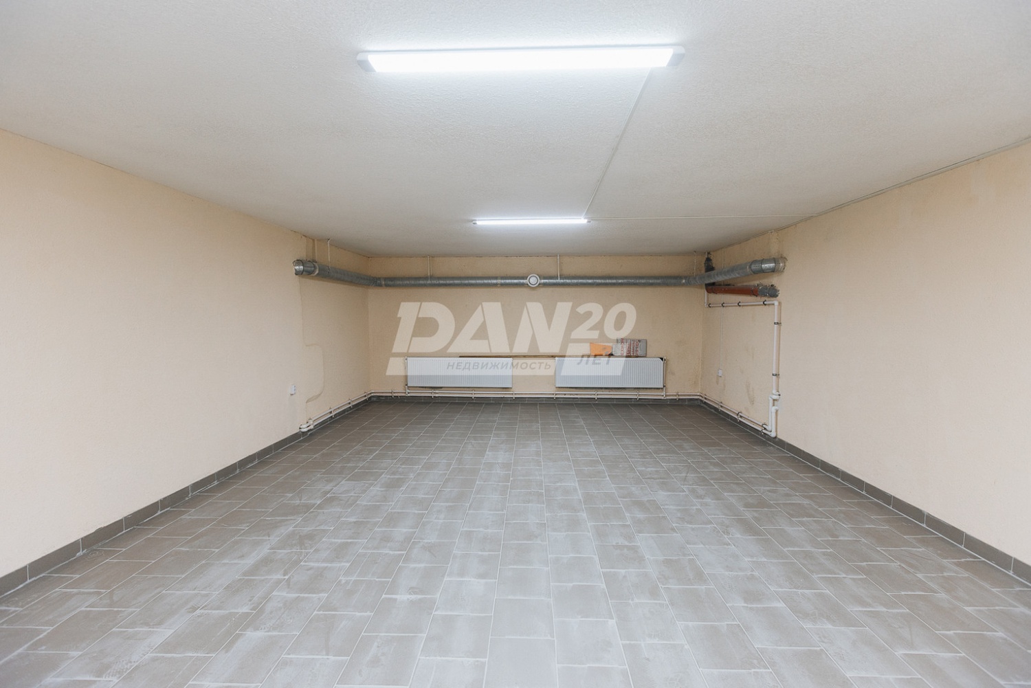 Помещение свободного назначения 610 м²