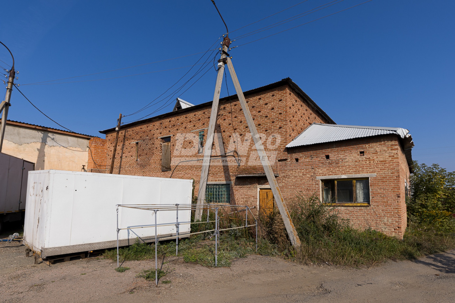 Производственное помещение 1734 м²