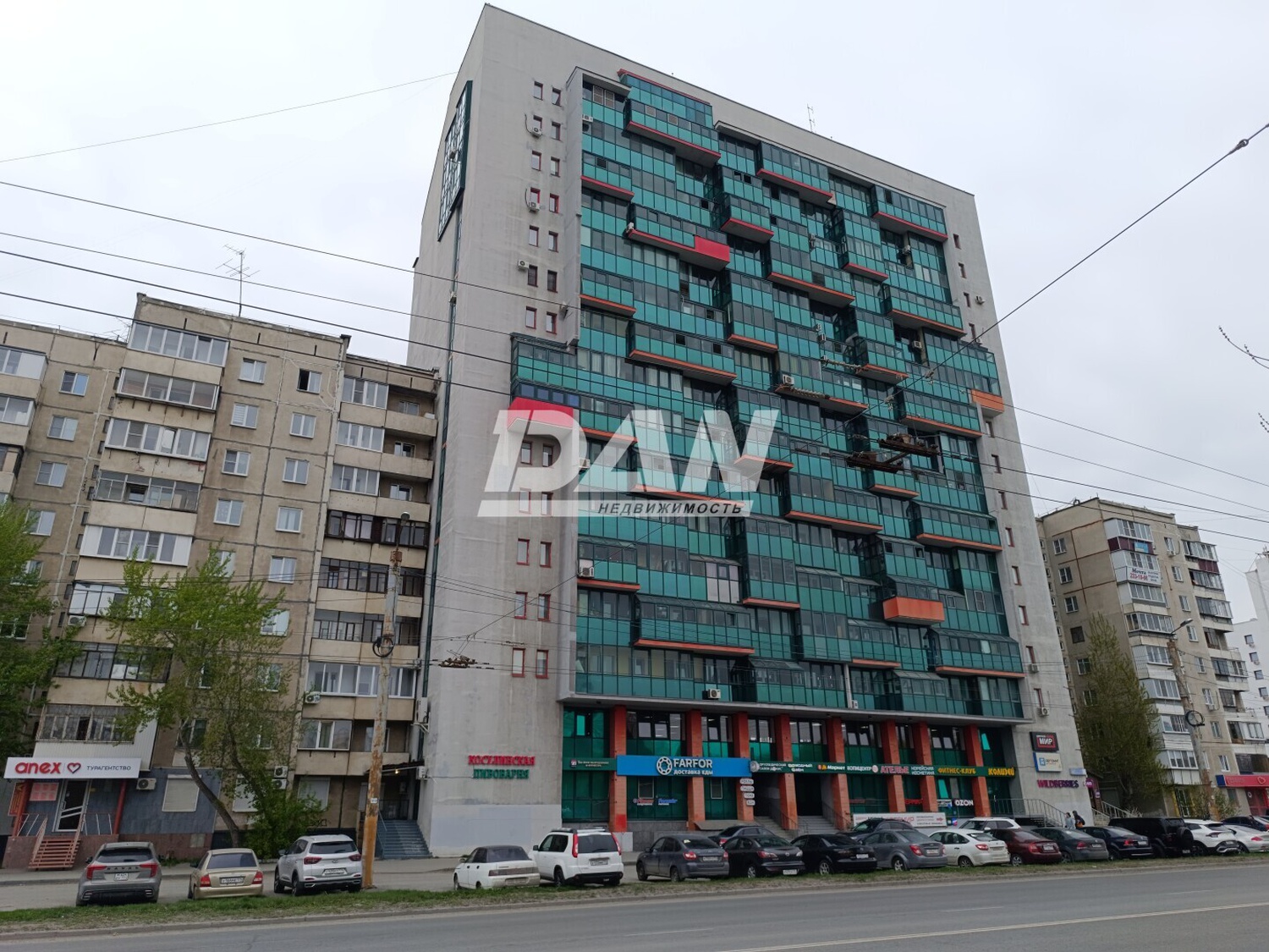Торговое помещение 97,6 м²