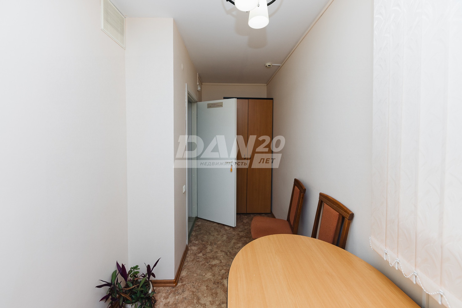 Торговое помещение 160 м²
