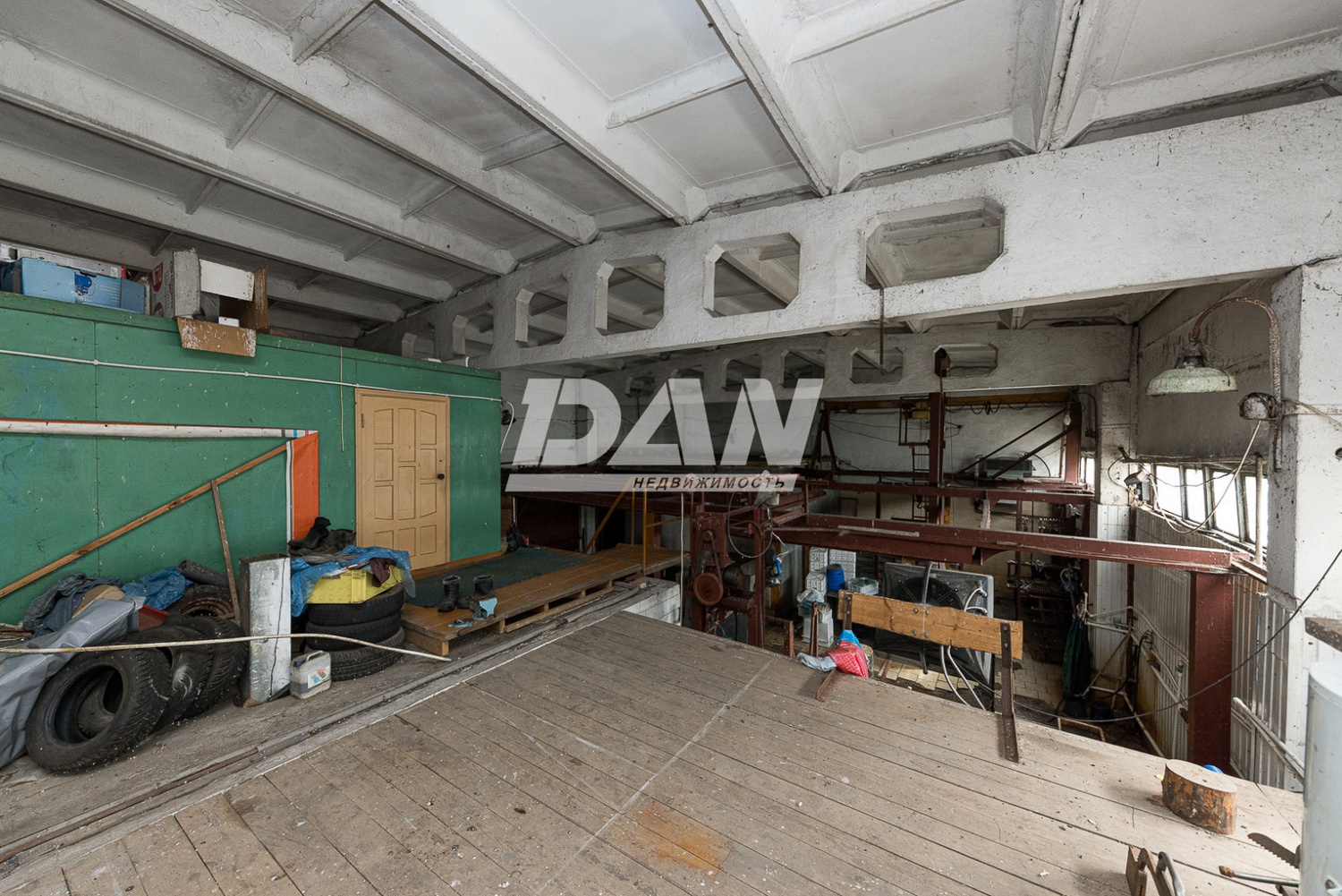 Помещение свободного назначения 276 м²