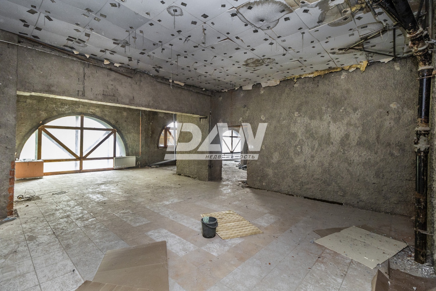 Помещение свободного назначения 534 м²