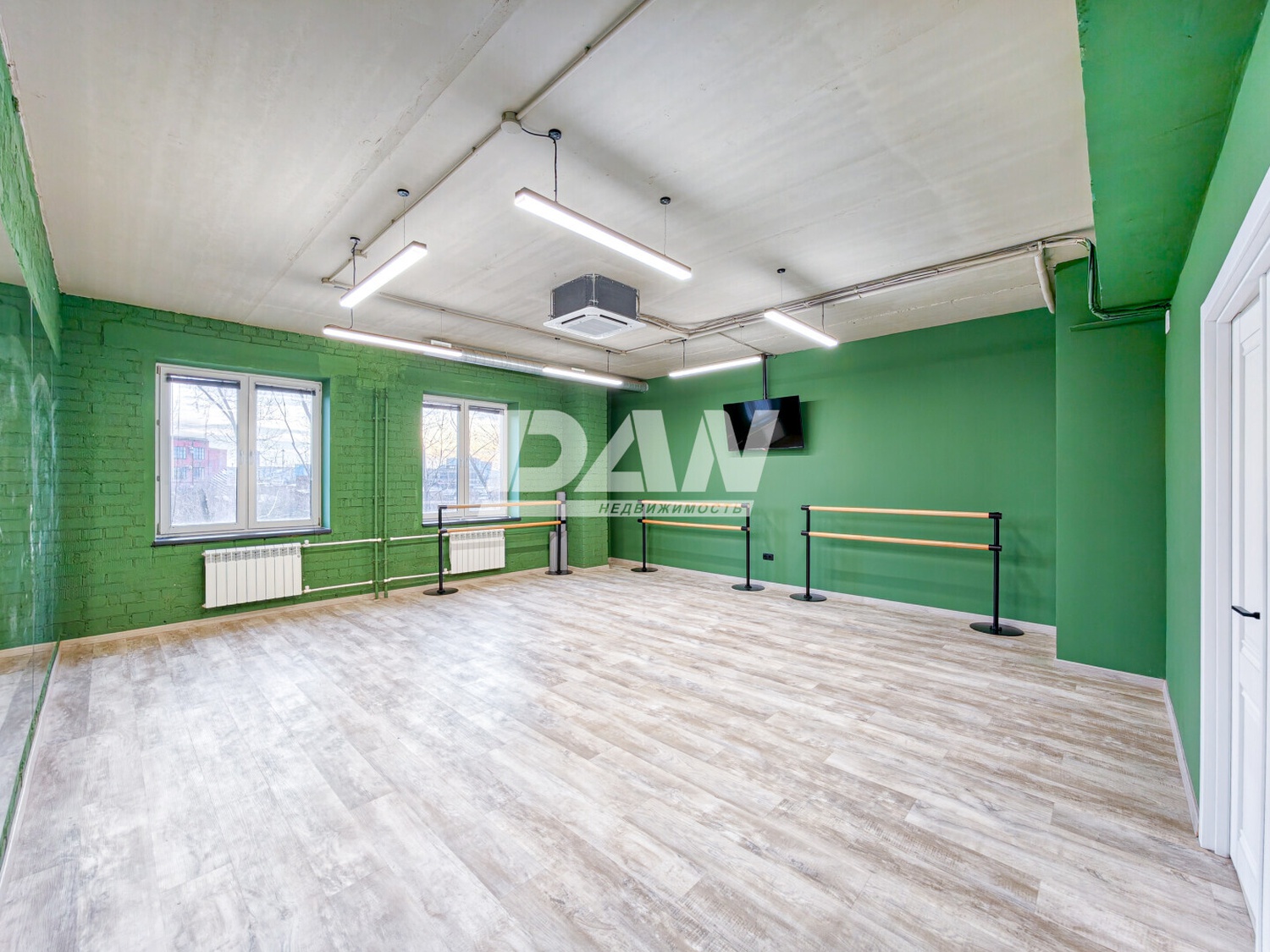 Помещение свободного назначения 321 м²