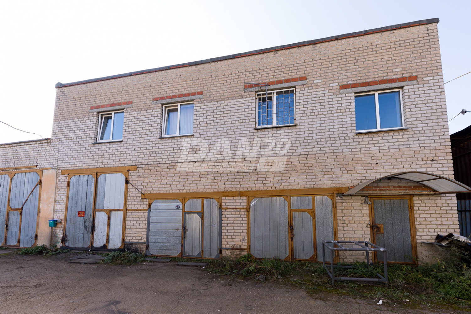 Производственное помещение 1734 м²