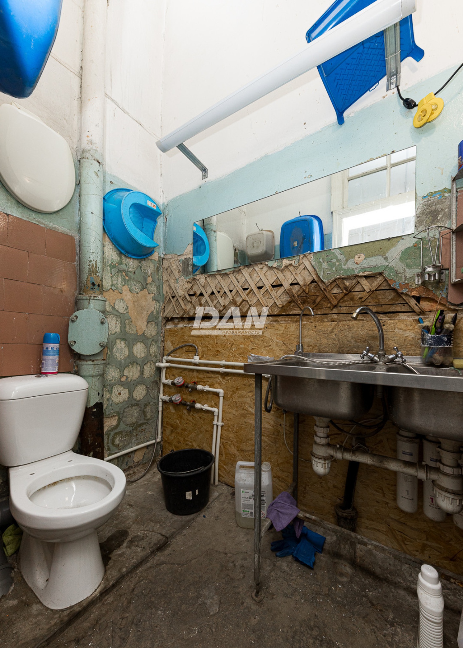 Помещение свободного назначения 353 м²