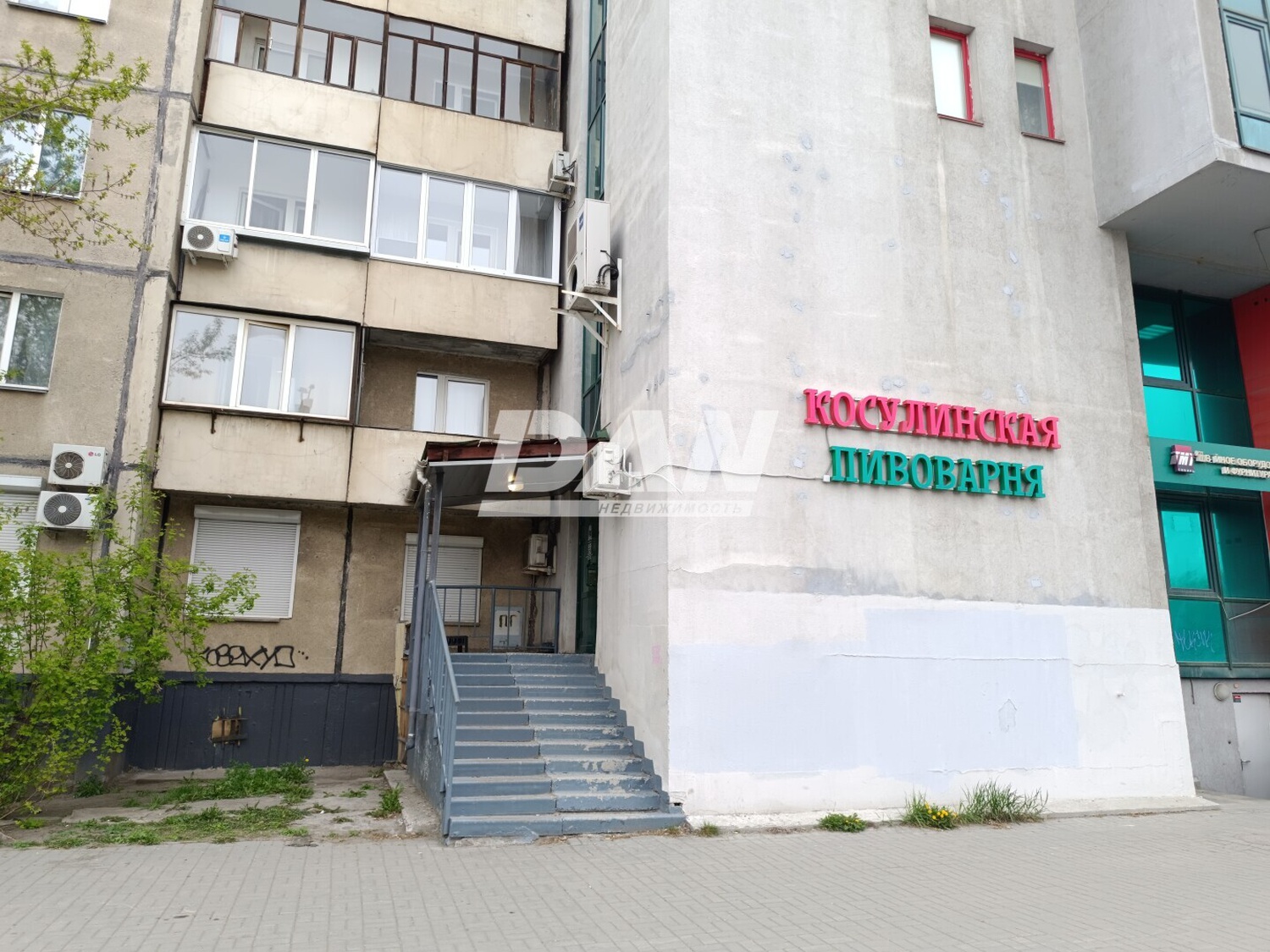 Торговое помещение 97,6 м²