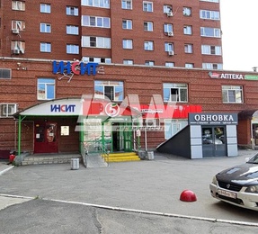 Торговое помещение, 556,3 м²