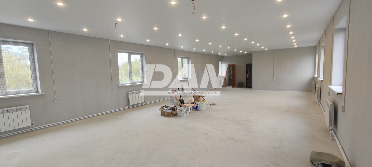 Помещение свободного назначения 262,4 м²