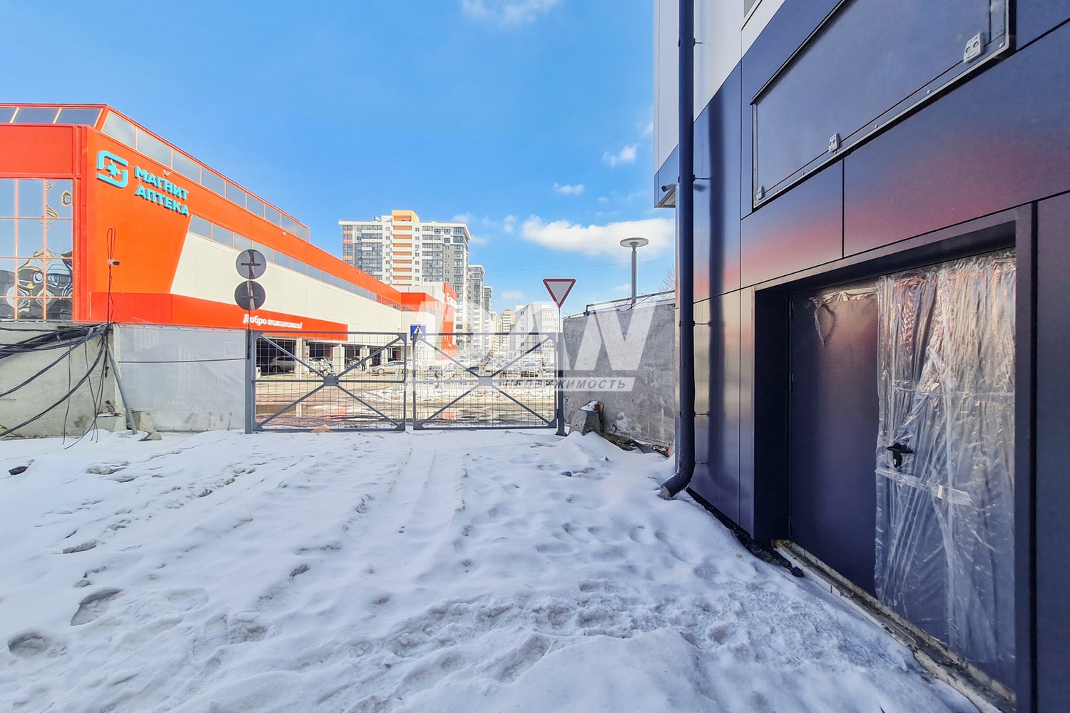 Торговая площадь 459,6 м²