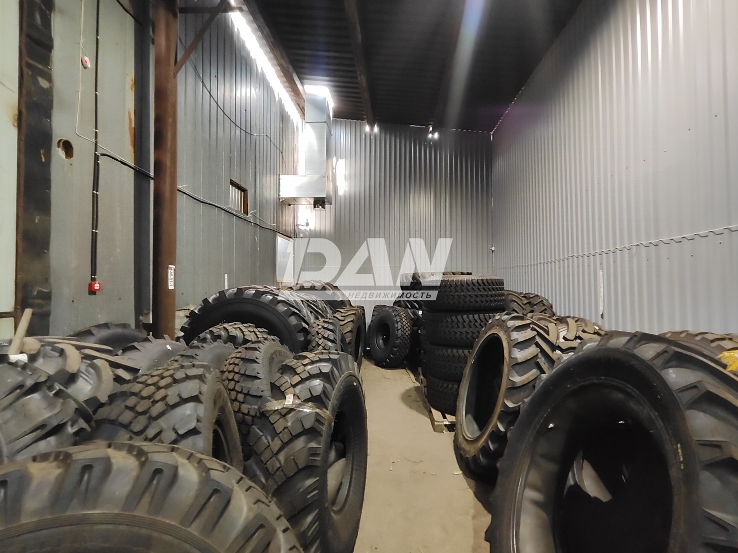 Производственное помещение 1179 м²