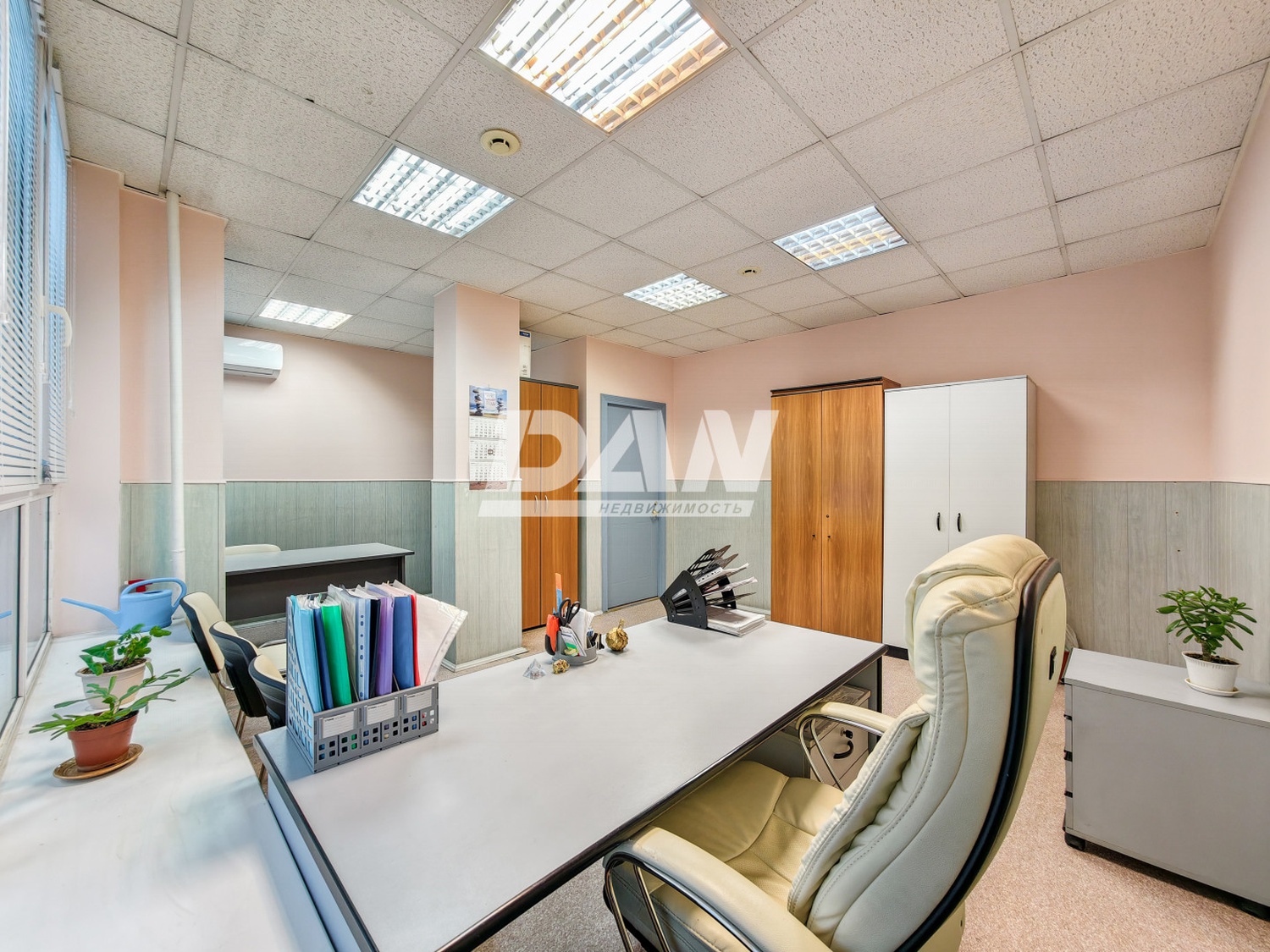 Офис 1050,9 м²