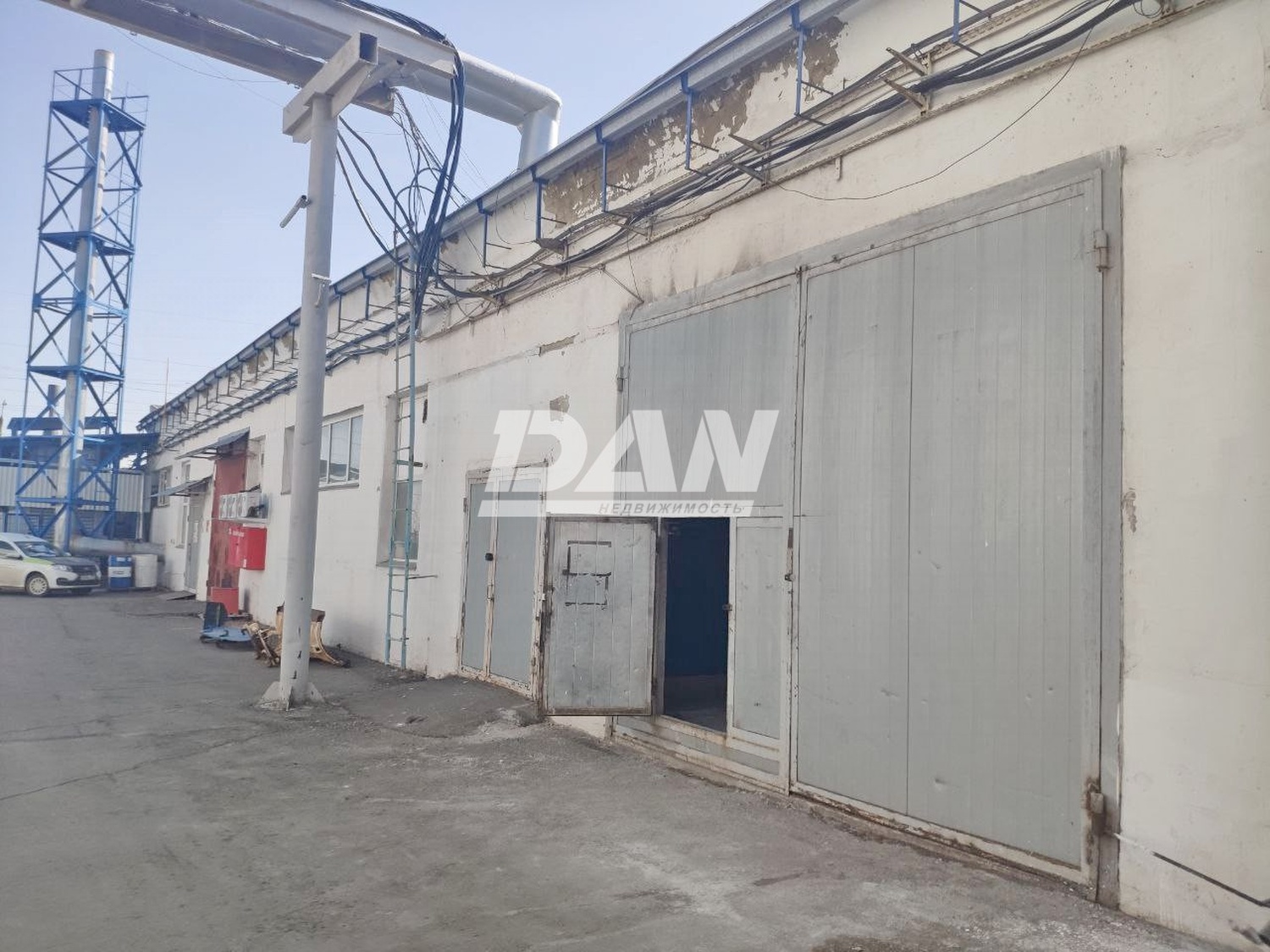 Склад 301 м²
