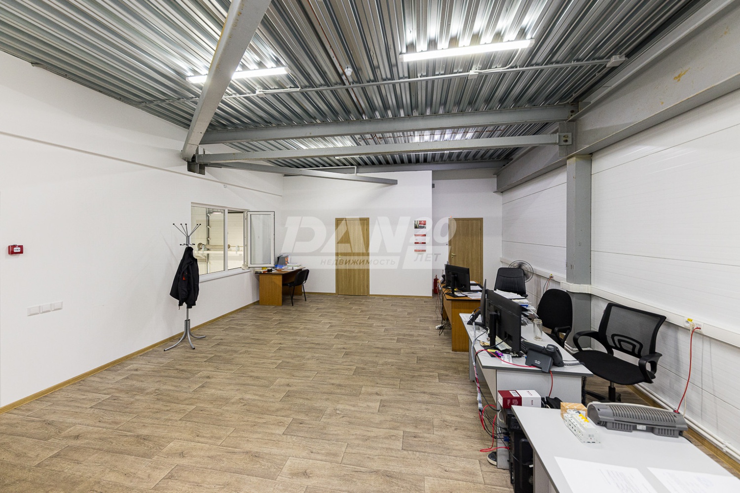 Склад 590 м²