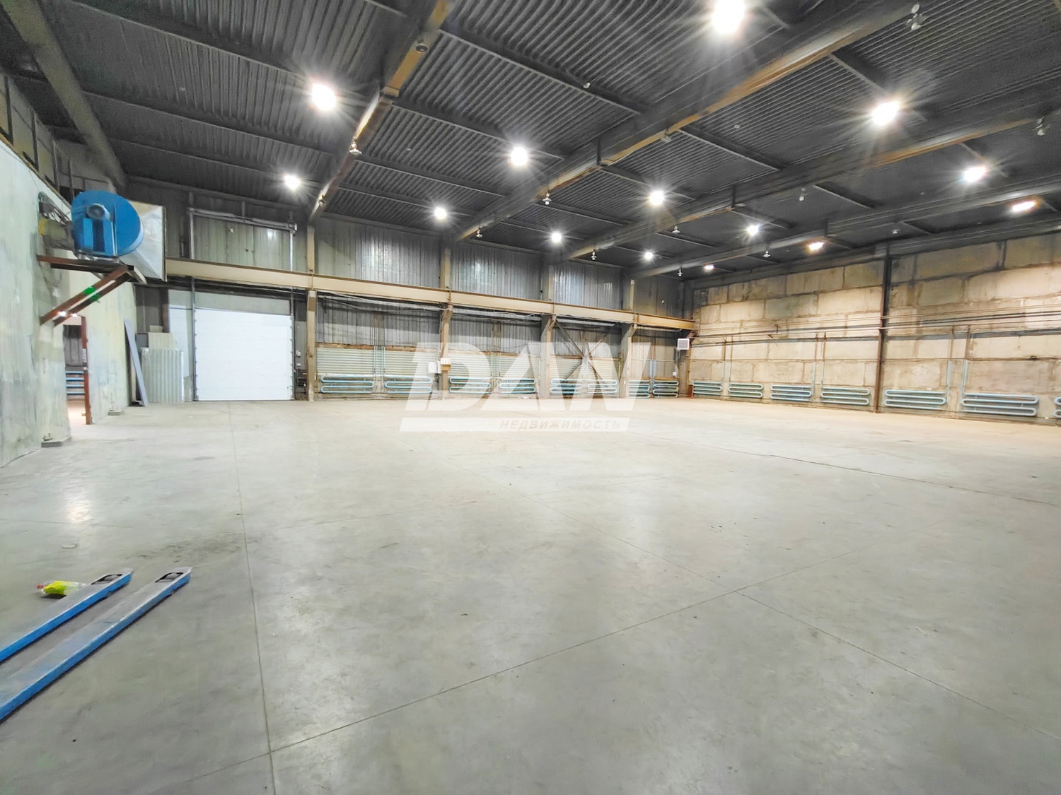 Производственное помещение 1179 м²