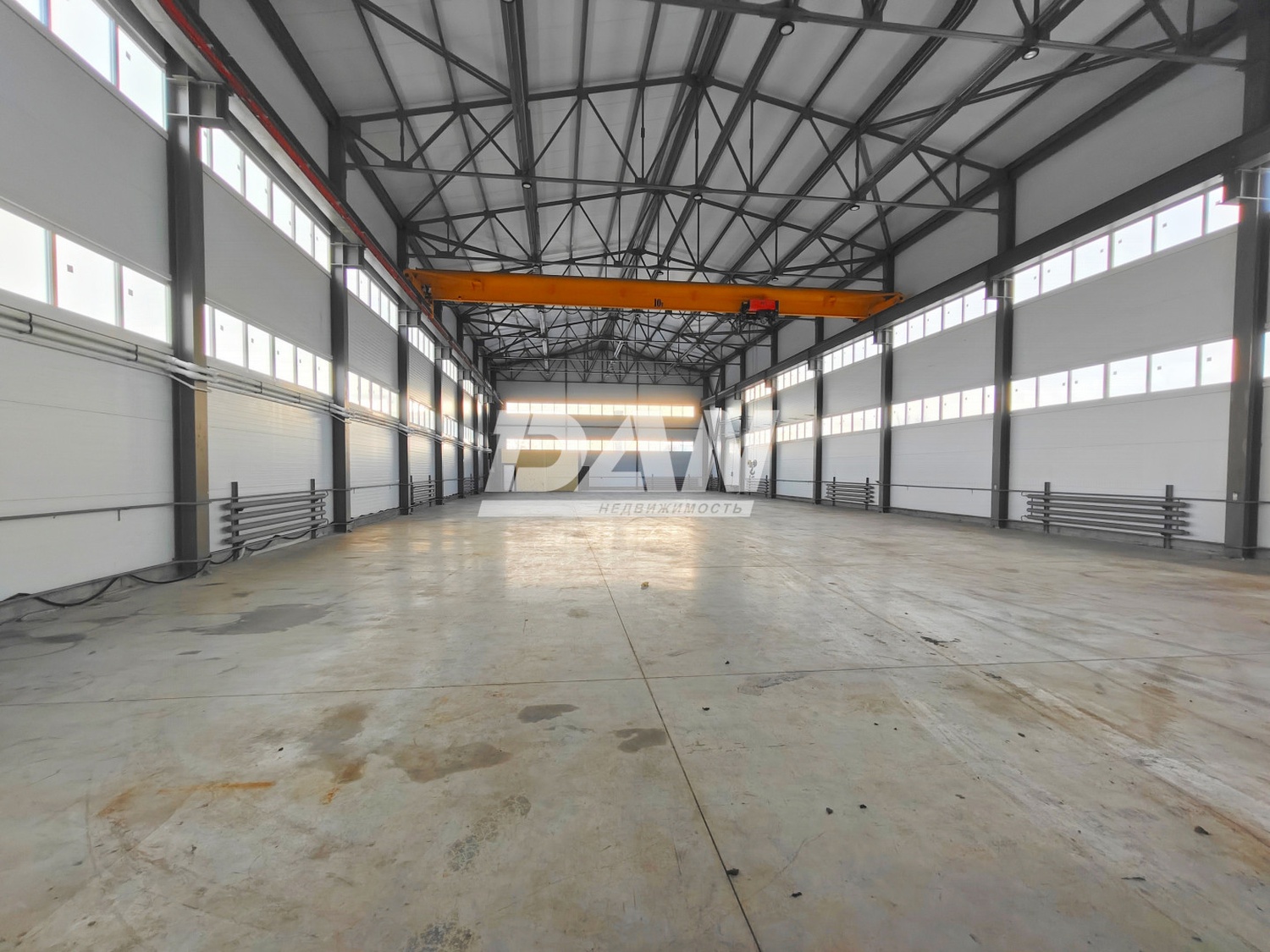 Производственное помещение 900 м²