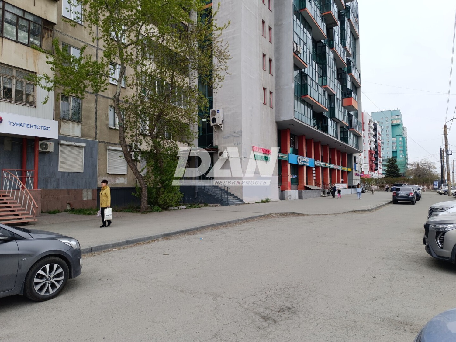 Торговое помещение 97,6 м²
