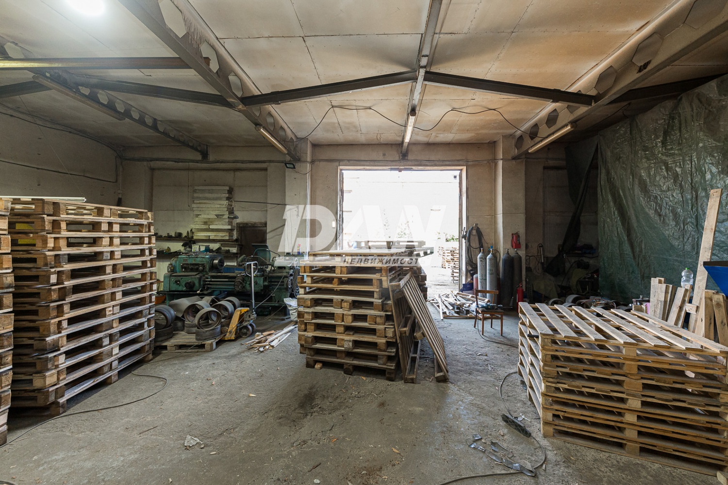 Земельный участок 1500 м²