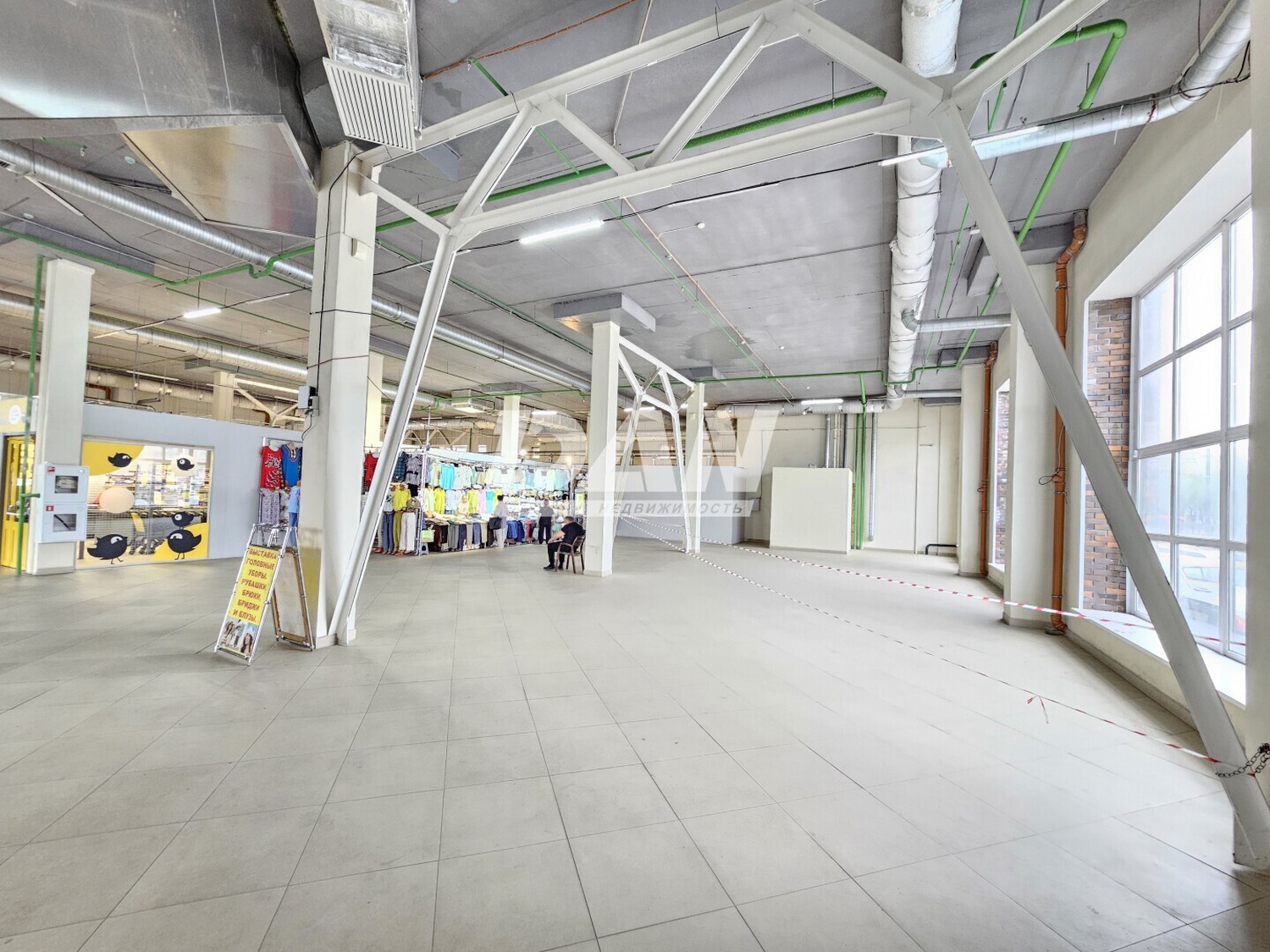 Помещение свободного назначения 350 м²