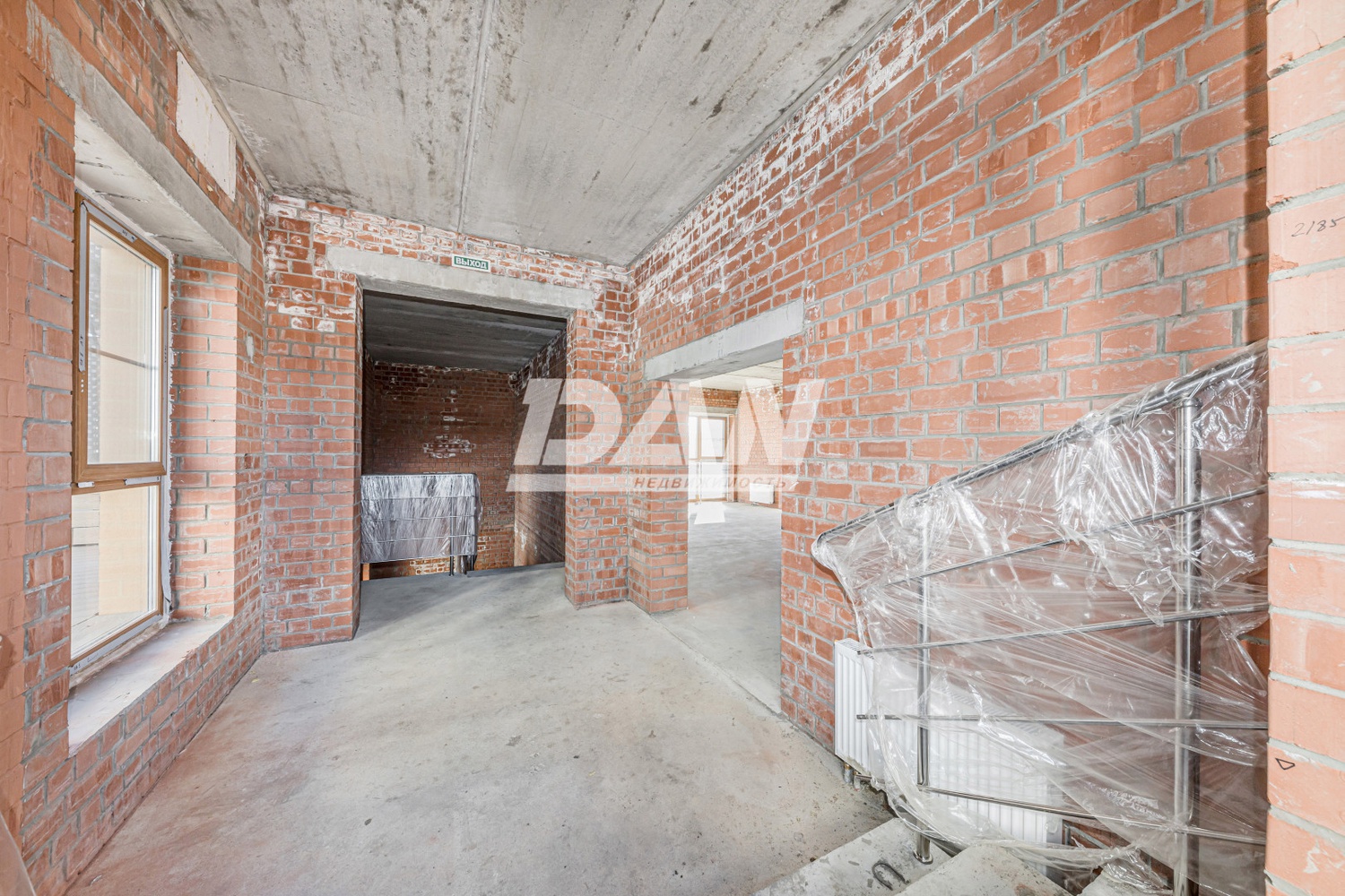 Торговая площадь 599,7 м²