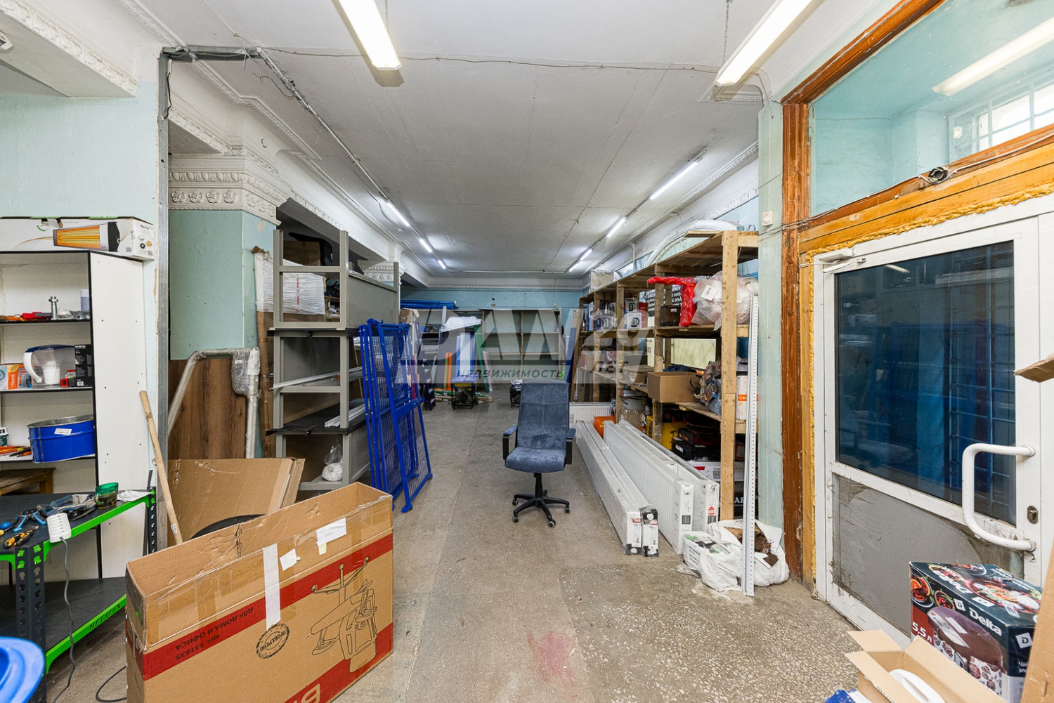 Помещение свободного назначения 353 м²