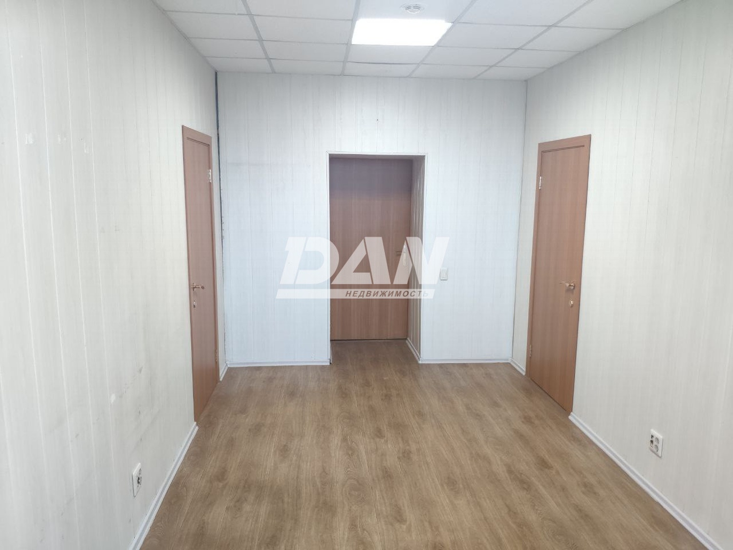 Офис 300 м²