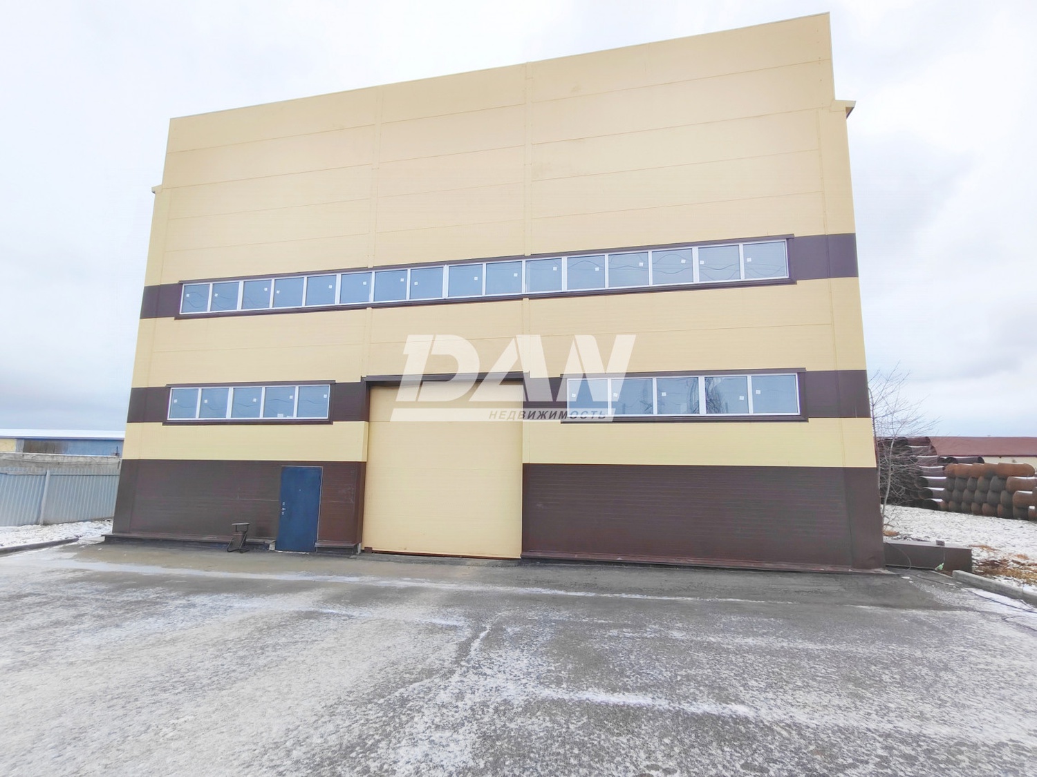 Производственное помещение 900 м²