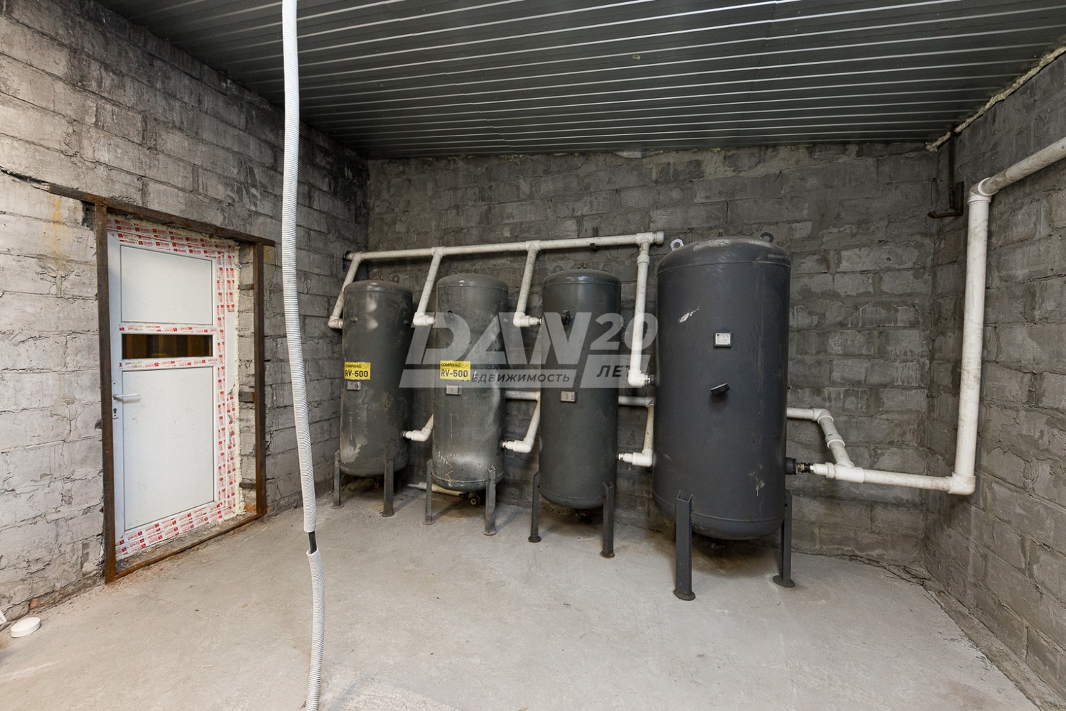 Производственное помещение 1200 м²