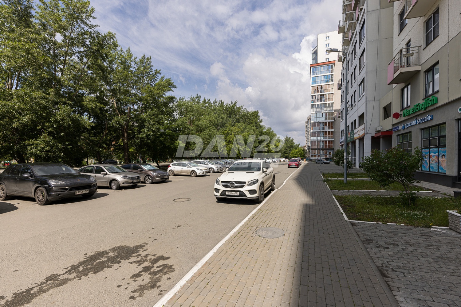 Торговая площадь 56 м²