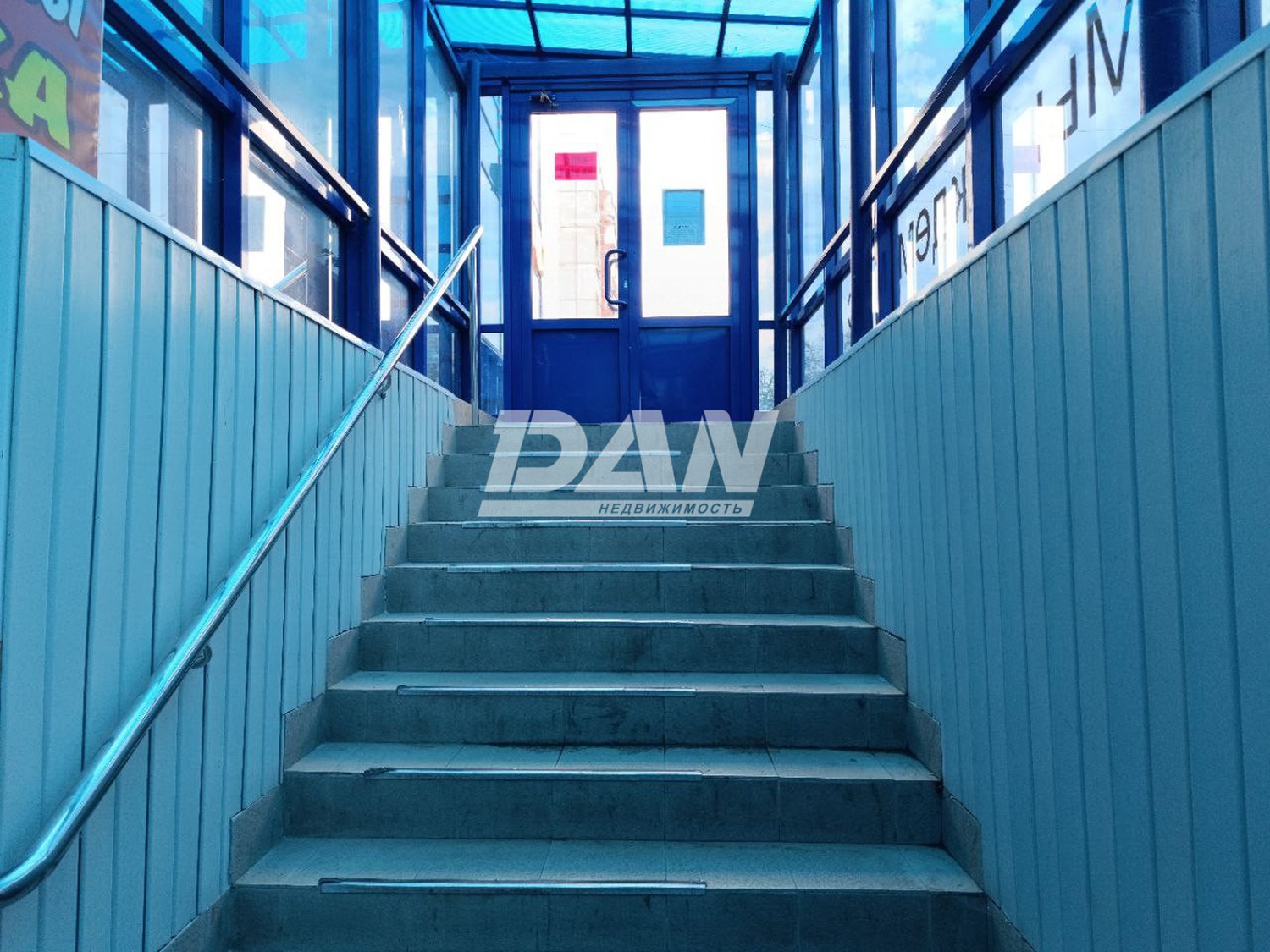 Торговое помещение 97 м²