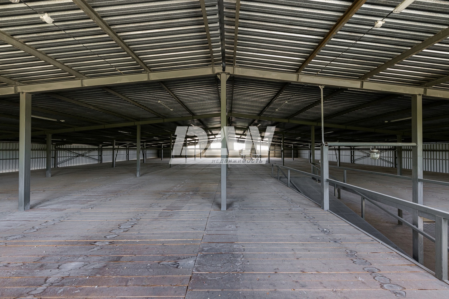 Склад 10358 м²