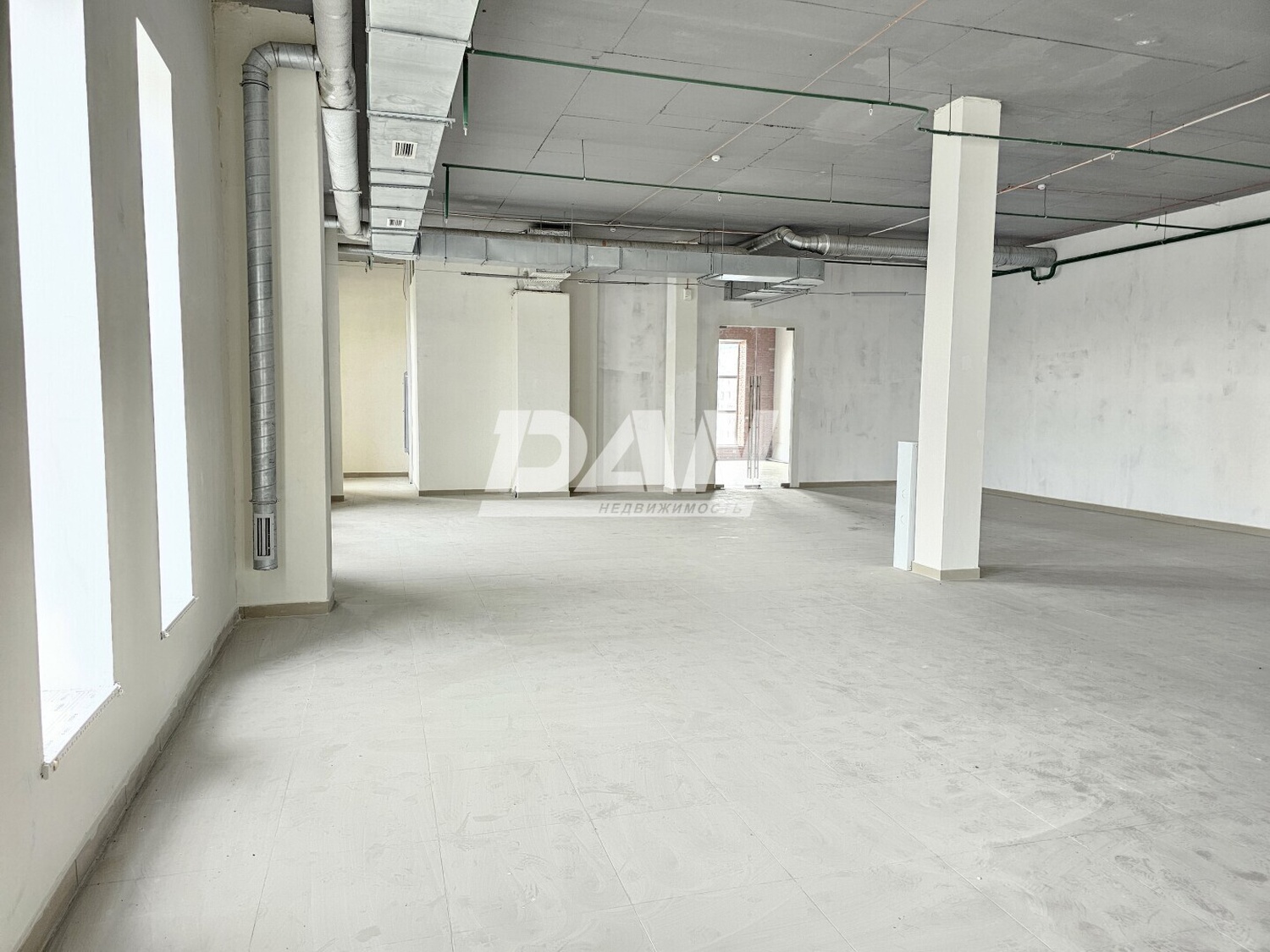 Помещение свободного назначения 356 м²