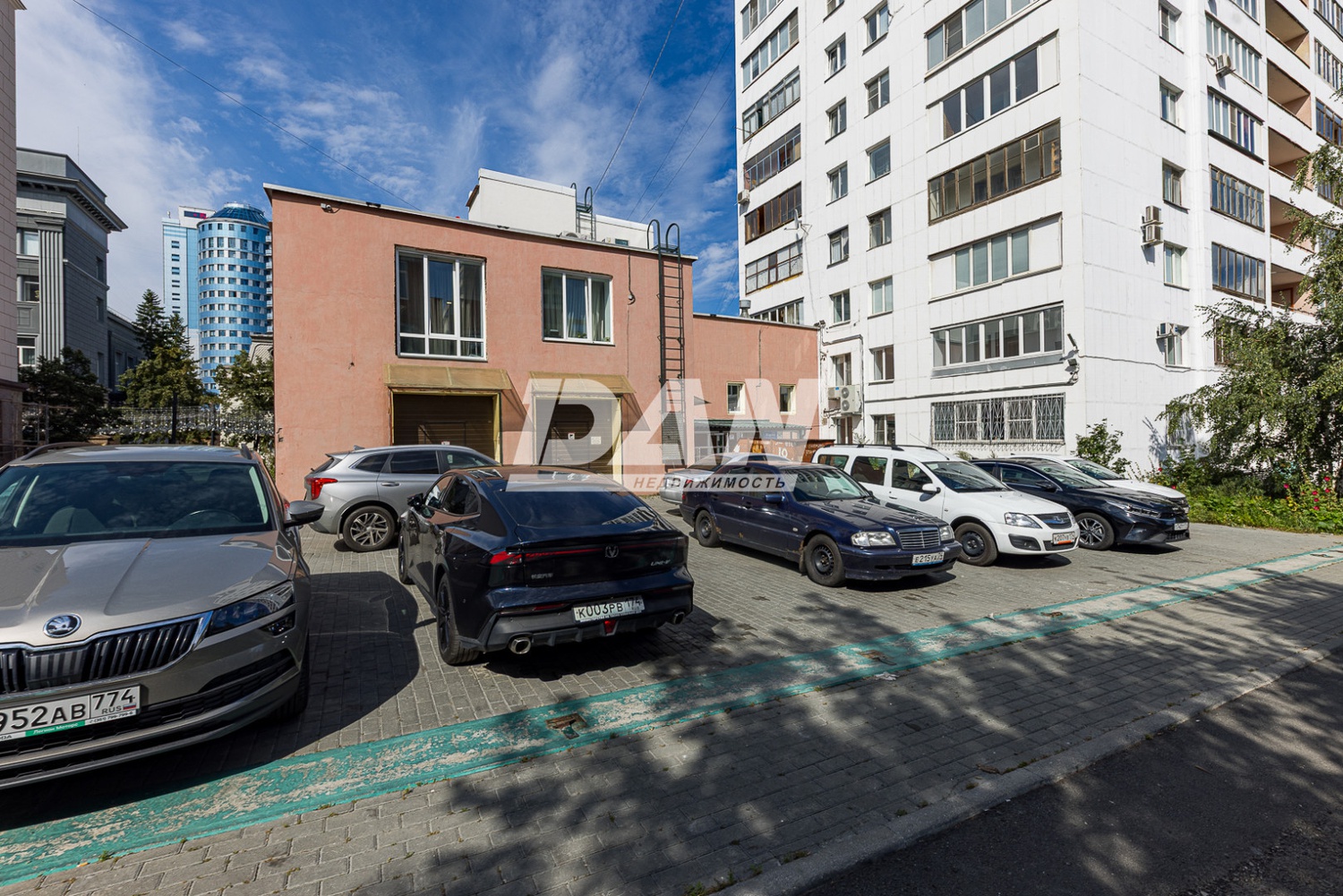 Помещение свободного назначения 1536,8 м²