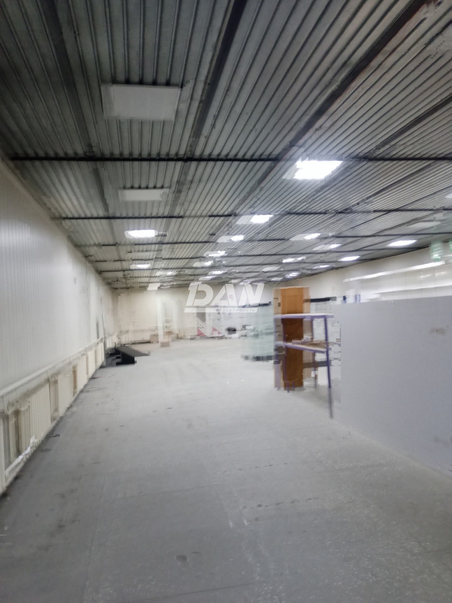 Торговое помещение 400 м²