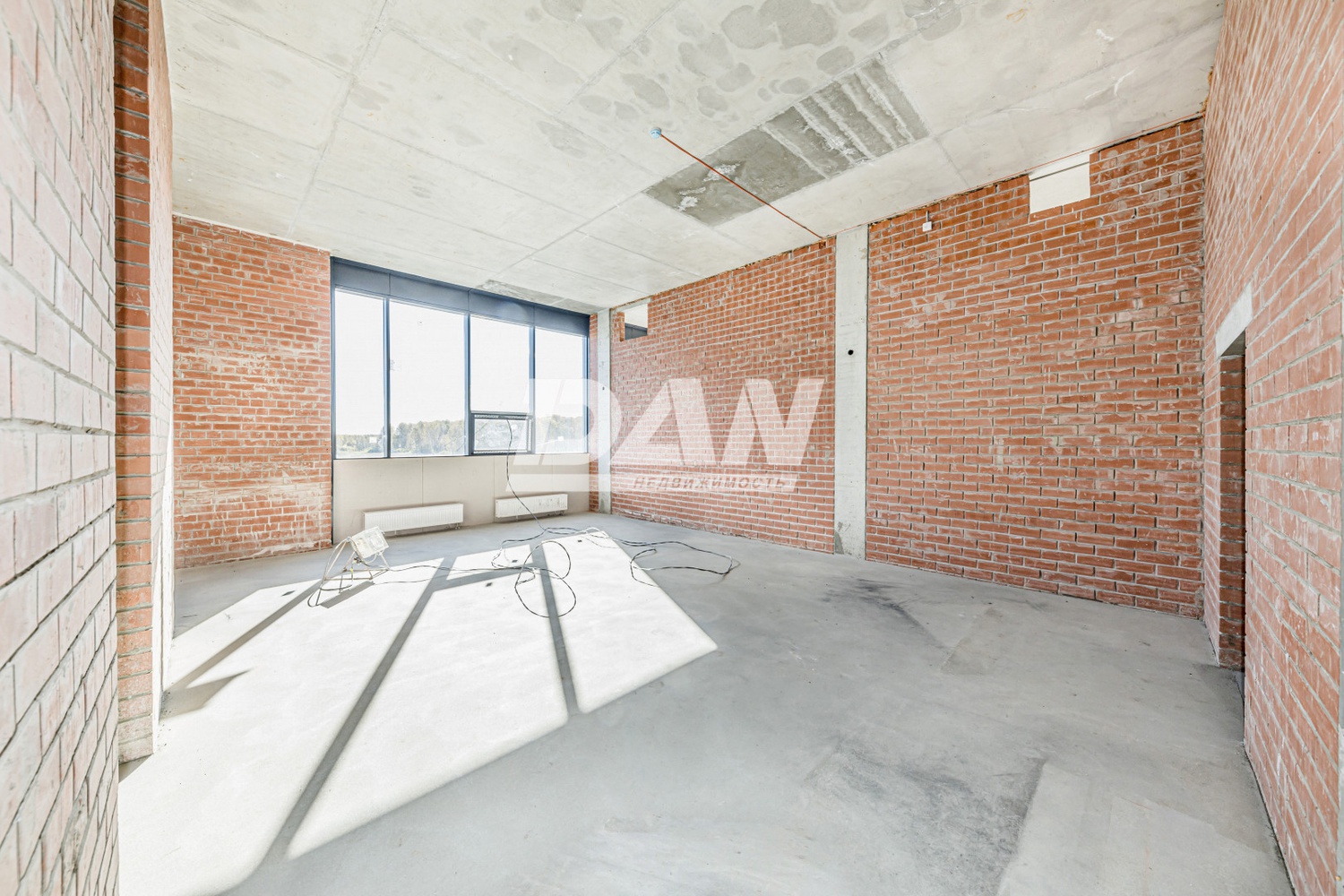 Помещение свободного назначения 641,3 м²