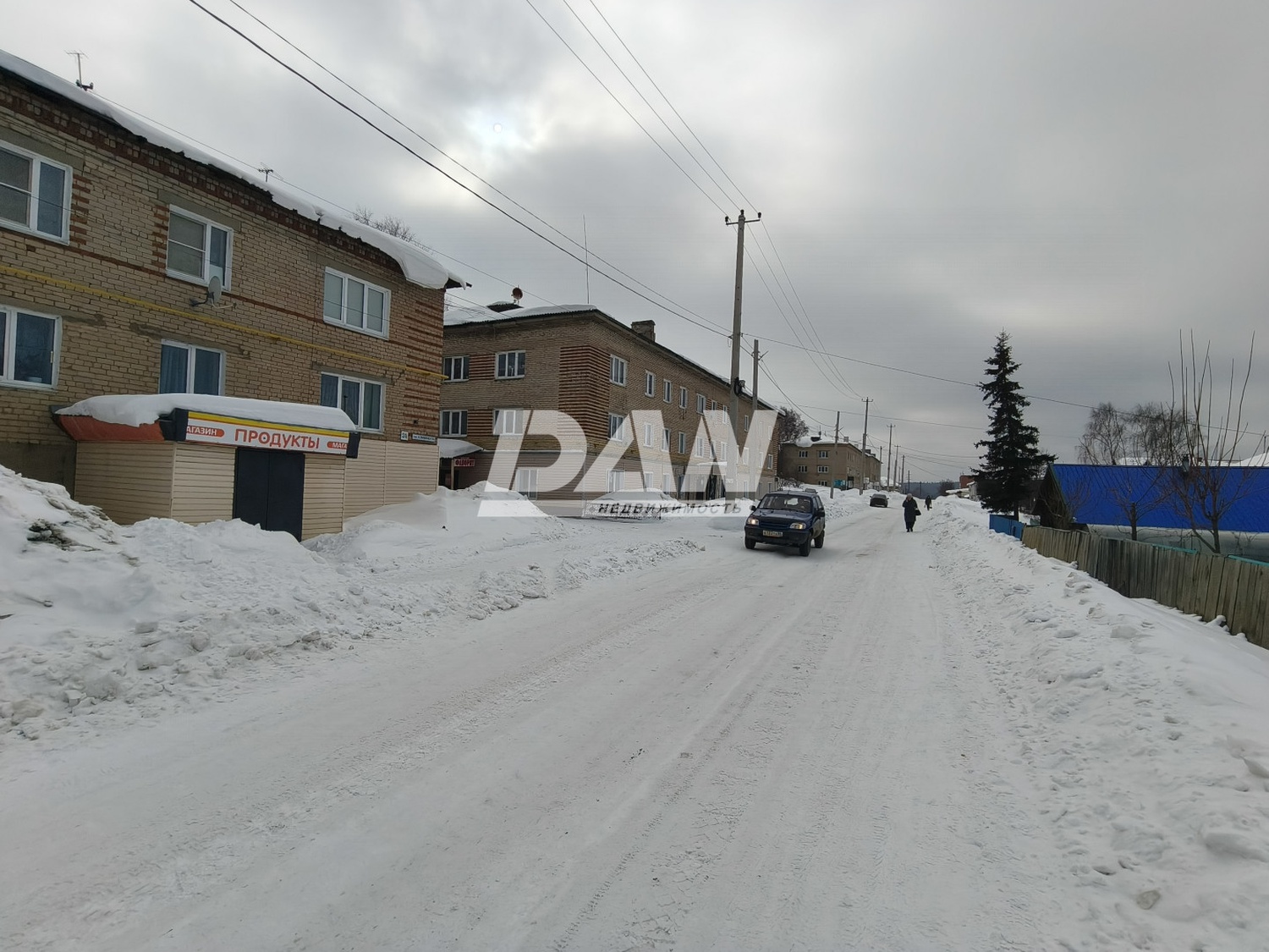 Торговая площадь 97 м²