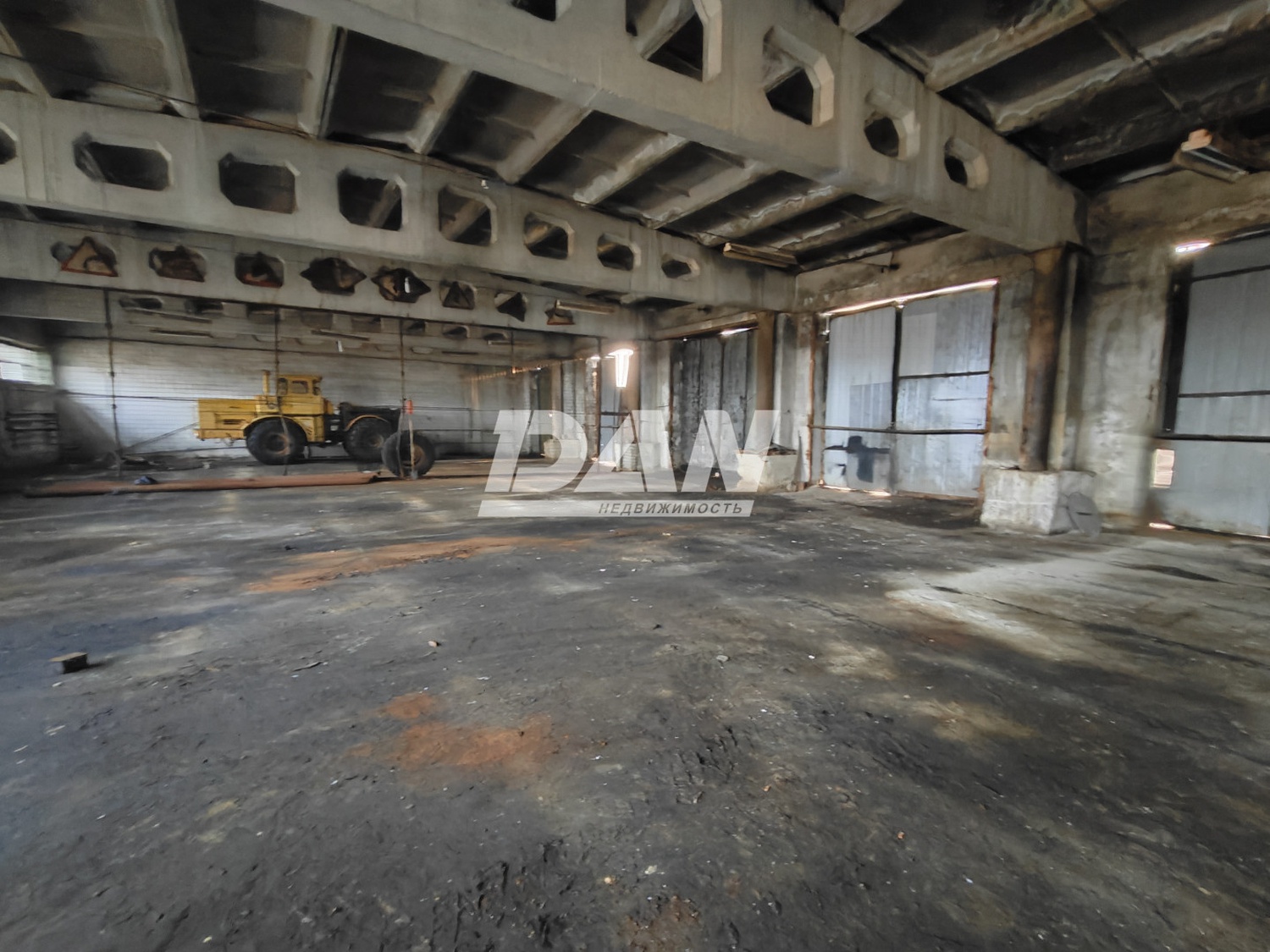 Склад 1318,4 м²