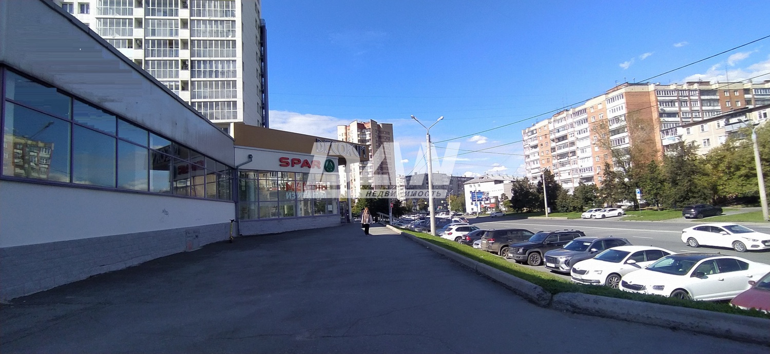 Помещение свободного назначения 820 м²