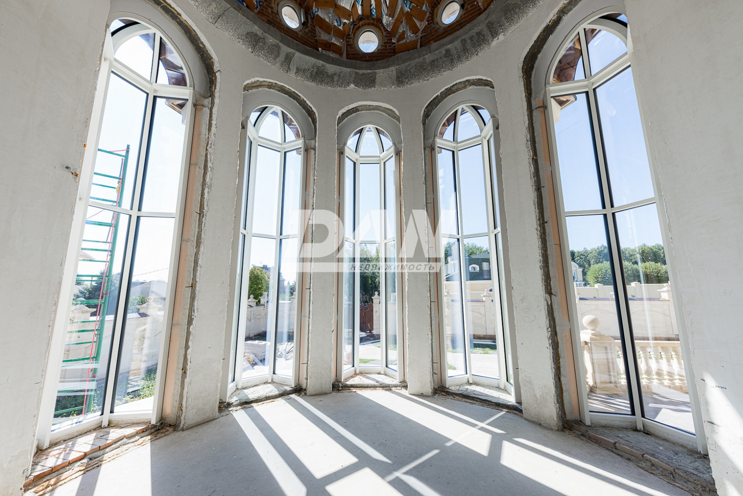 Помещение свободного назначения 1736,3 м²