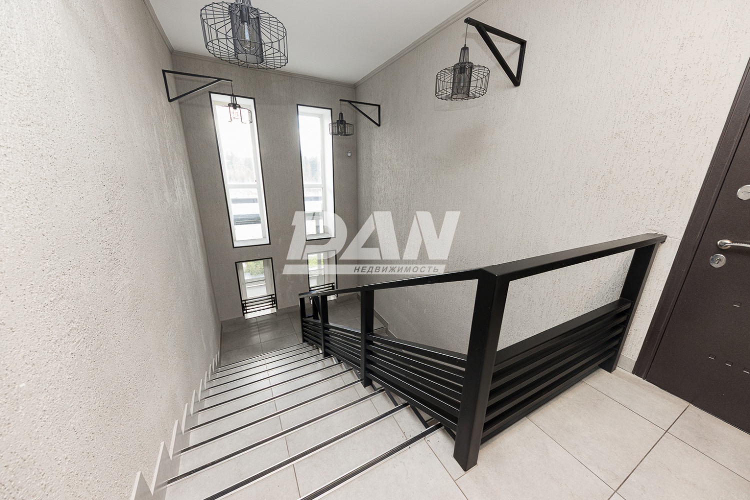 Помещение свободного назначения 573,2 м²