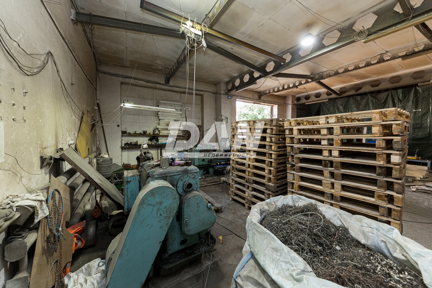 Земельный участок 1500 м²