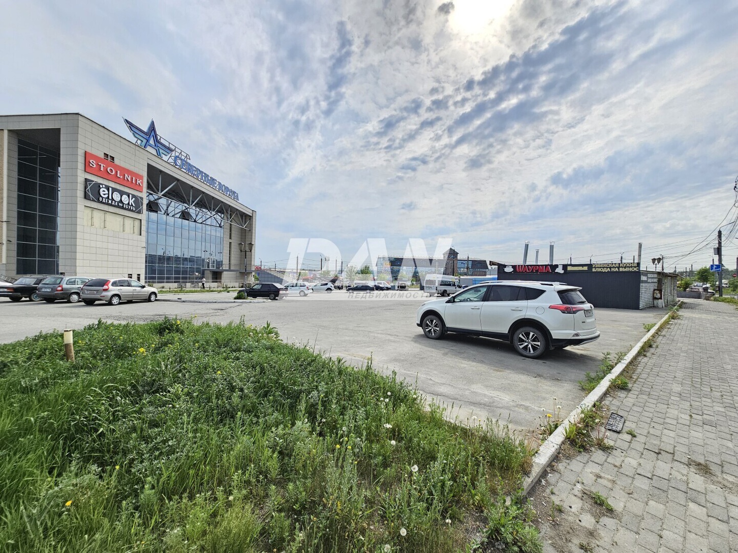 Помещение свободного назначения 427,6 м²