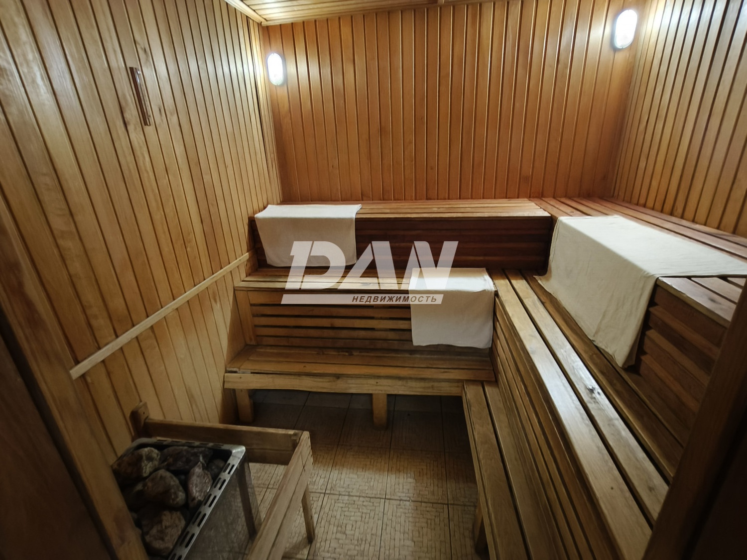 Торговая площадь 283 м²